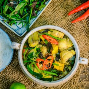 Cá lăng om chuối đậu